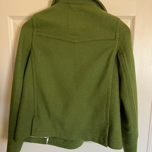 Green Pea Coat - Picture 8 of 10